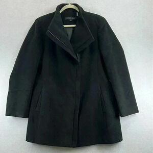 Andrew Marc Women’s Coat Size XL Black Lined Front and Inside Pockets Excellent